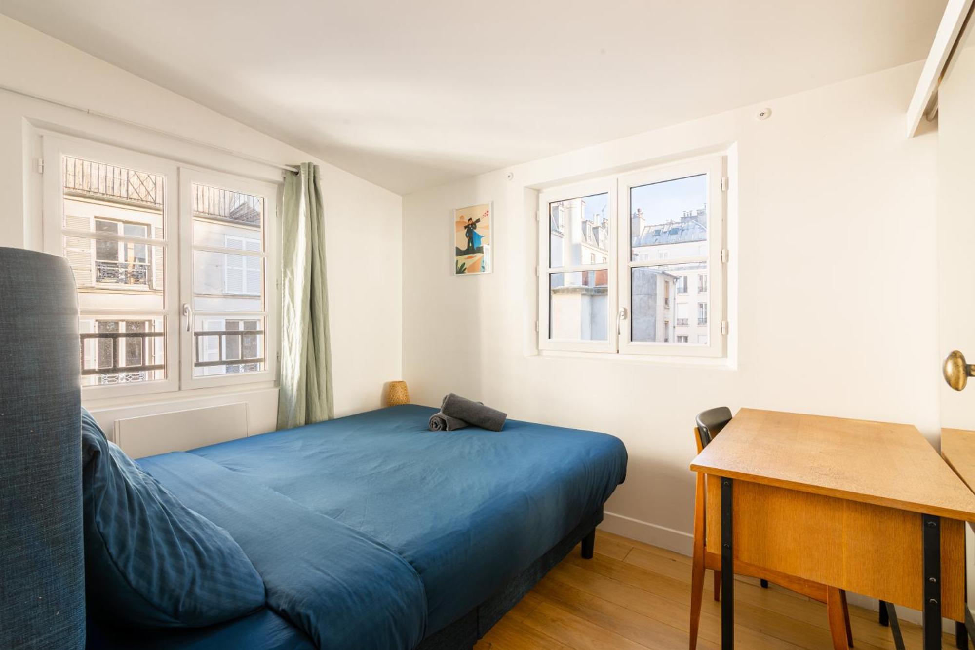 Luxurious 2 Bedroom Canal Saint Martin Saint Lazare Paris Exterior photo